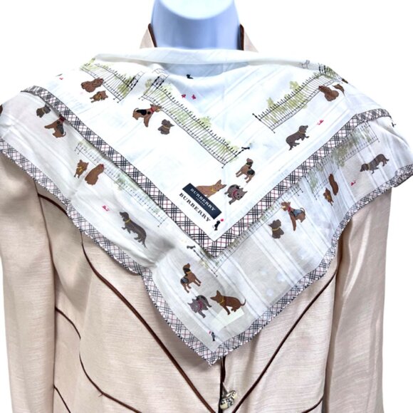 New Trendy in box Burberry London Mini Scarf, 20" white green with dogs logo(74 - Picture 3 of 6
